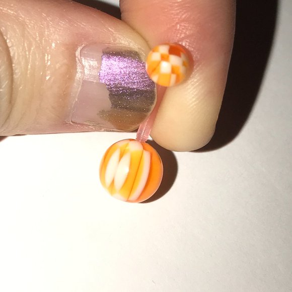 14 Gauge Orange and White Checkerboard Design Belly Ring - Picture 2 of 11